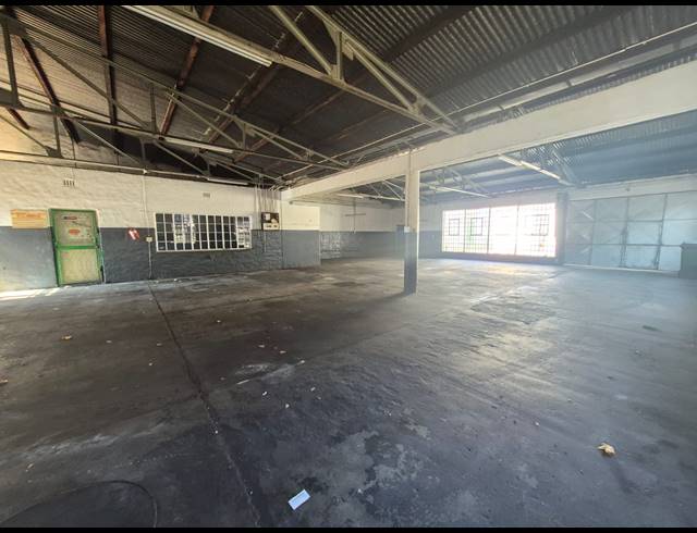 495M² WAREHOUSE TO LET IN KRUGERSDORP CENTRAL